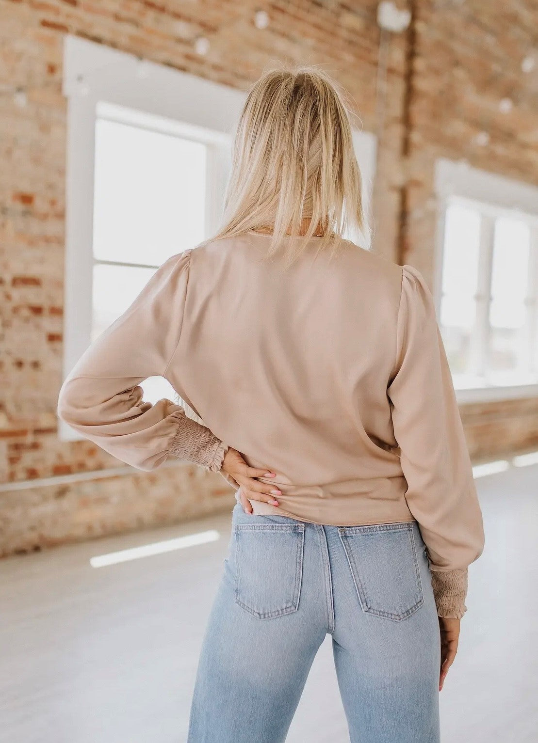 Lakelyn Wrap Blouse in Apricot